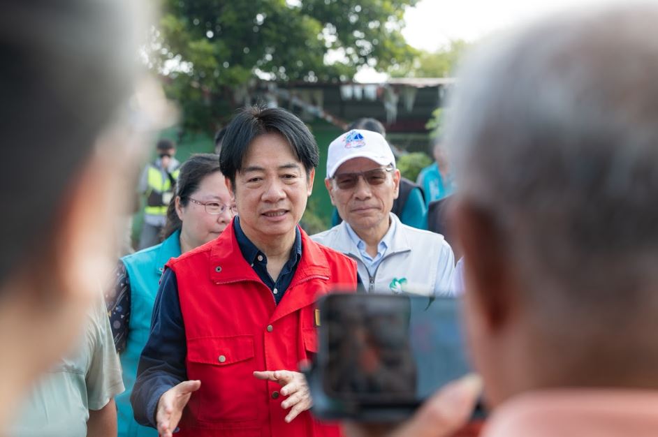 快新聞／中秋連假勘災行程滿檔　賴總統南北三地奔波關心災民