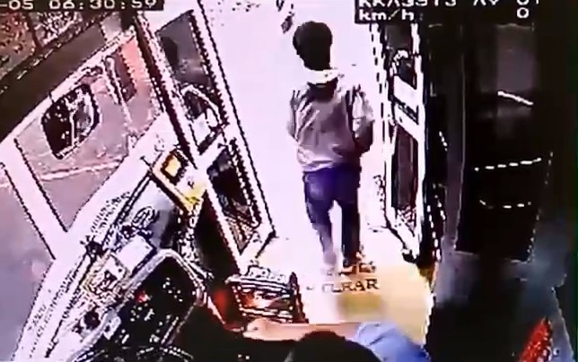抓包逃票反毆打司機 乘客動手竟為那「18元」
