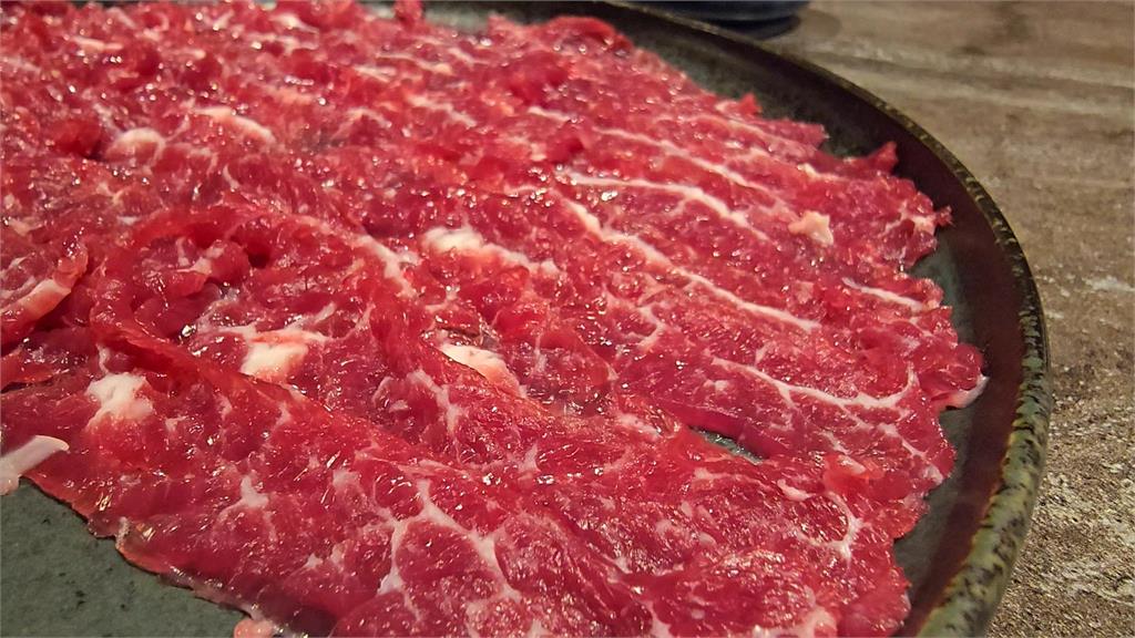 大直溫體牛火鍋爆食物中毒? 業者公開配送車流程