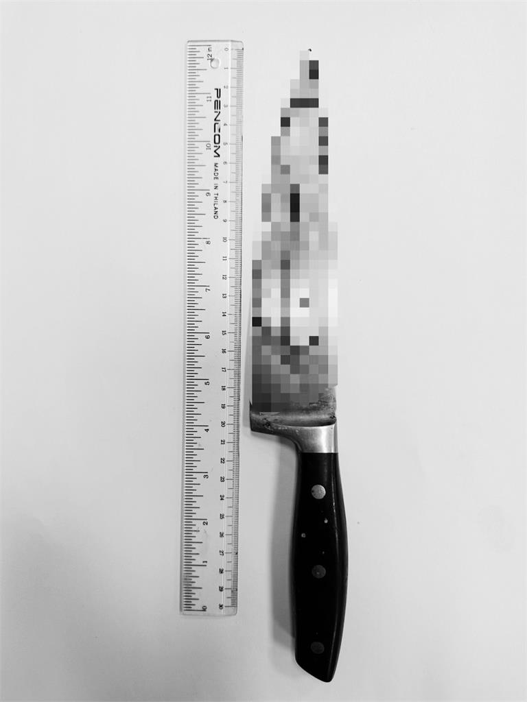 最新/吵架竟持「30公分」水果刀捅人 台中大里男左腹穿刺傷、臟器外露