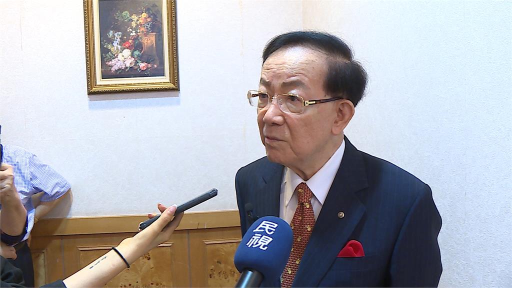 城仲模演講暢談台灣歷史發展 鼓勵學生勇敢冒險、不忘本