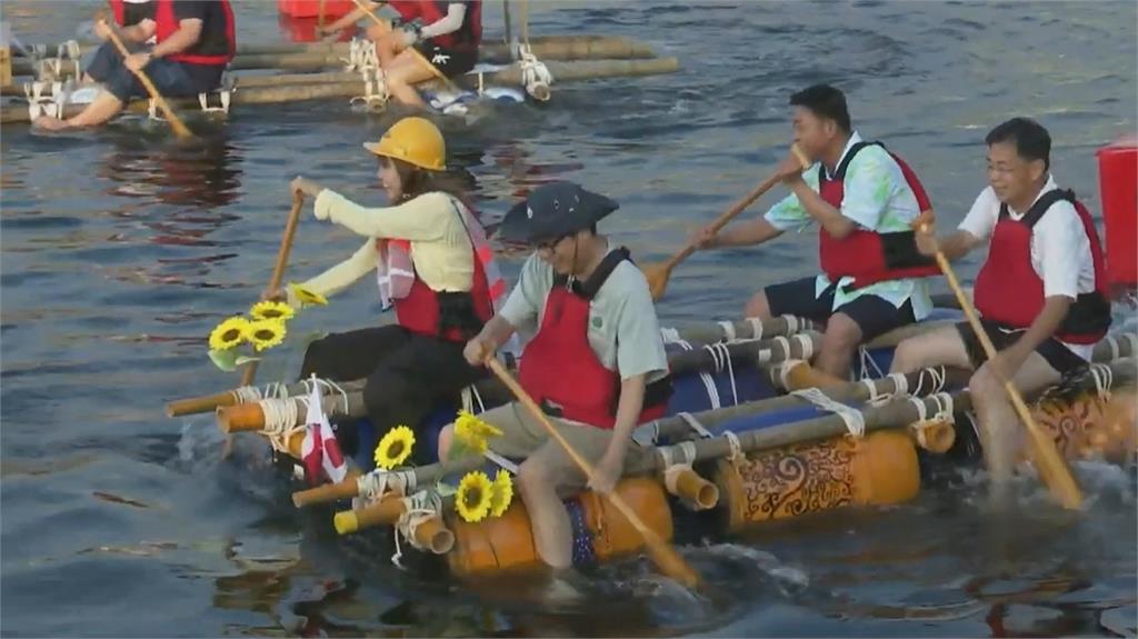 高雄海洋派對登場民眾嗨玩 市長陳其邁親自參與造筏競賽