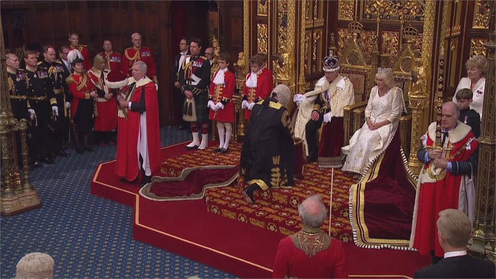 英國國會睽違70多年 國王查爾斯主持開議發表「御座致辭」