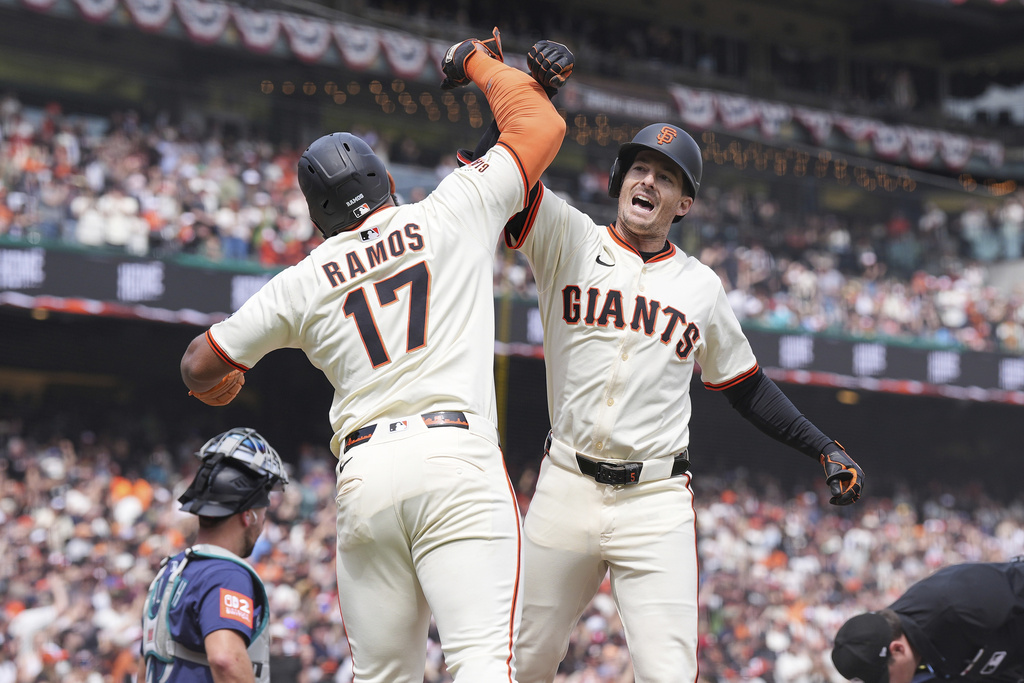 MLB(影)/3歲女兒要求爸爸打全壘打 雅澤姆斯基無法拒絕用三分砲兌現承諾