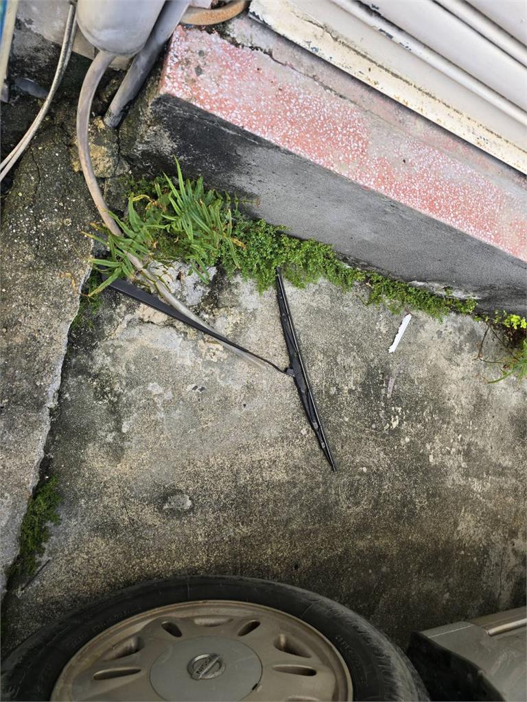 快新聞／母子口角失控？男子當街縱火　香蕉水瞬間燃爆路口