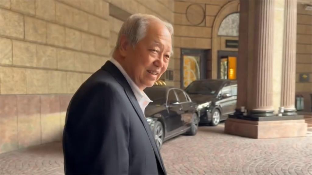 離台倒數！黃仁勳再訪愛店嗑豬腳　訪韓將見「他們」