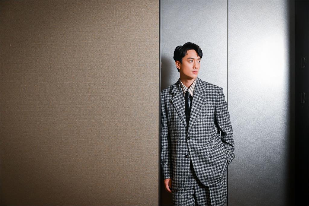 男神劉俊謙赤裸「1舉動」體驗男人的痛!親揭:高速下墜1部位慘被擠壓