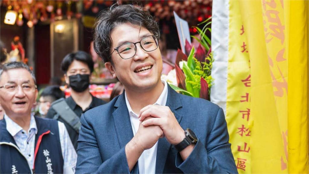 駁斥父親在中國經商「抹紅說」!沈伯洋強調:是一卡皮箱走世界的台商