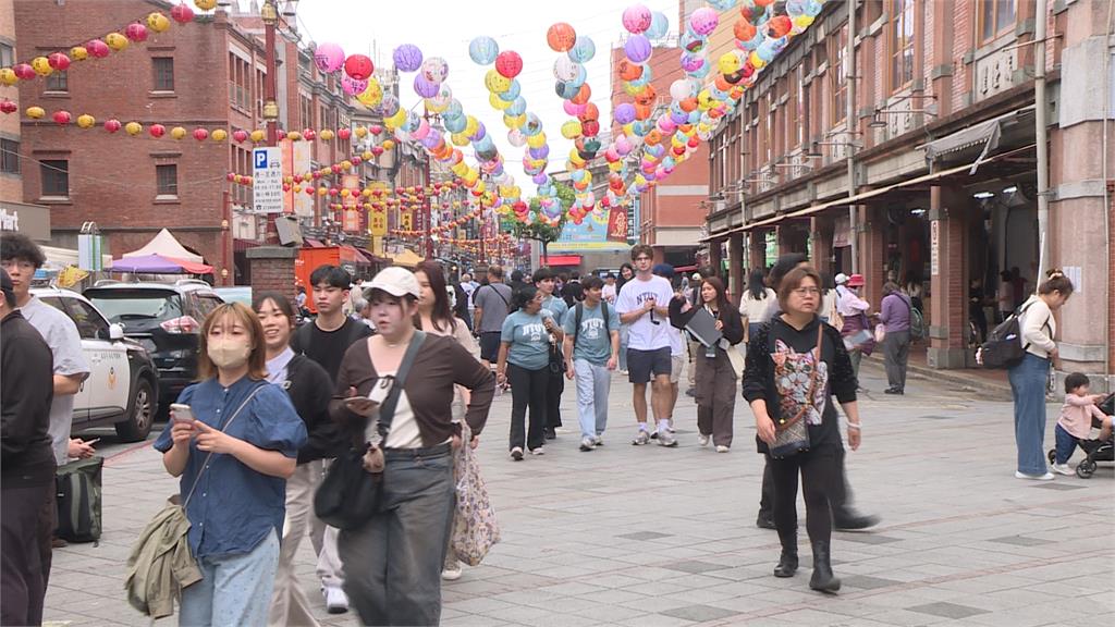 「髮」現商機！假髮店進駐大稻埕　復古街區增添時尚感