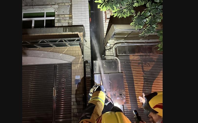 快新聞/嘉義規模6.4地震!已5起地震通報 民宅「狂冒白煙」現場畫面曝光