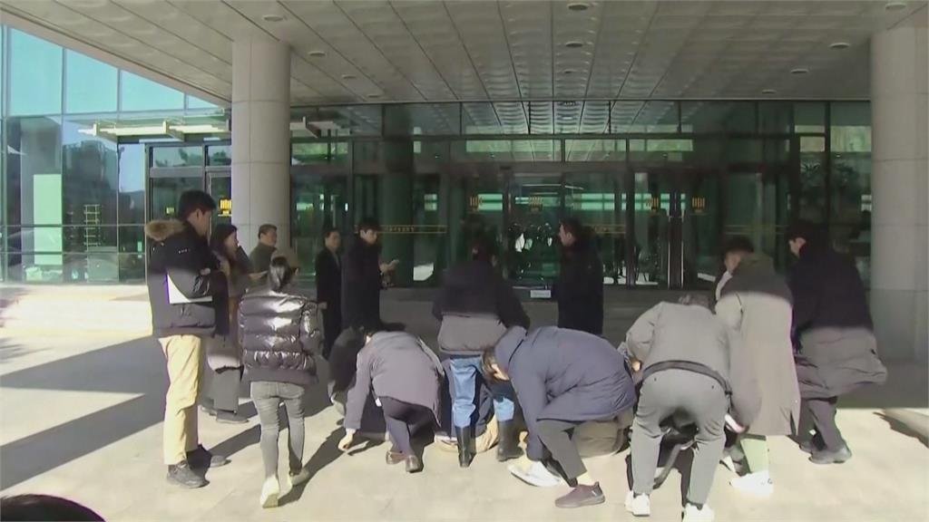 憲政史首例! 南韓法院批准逮捕令 尹錫悅申請暫緩執行