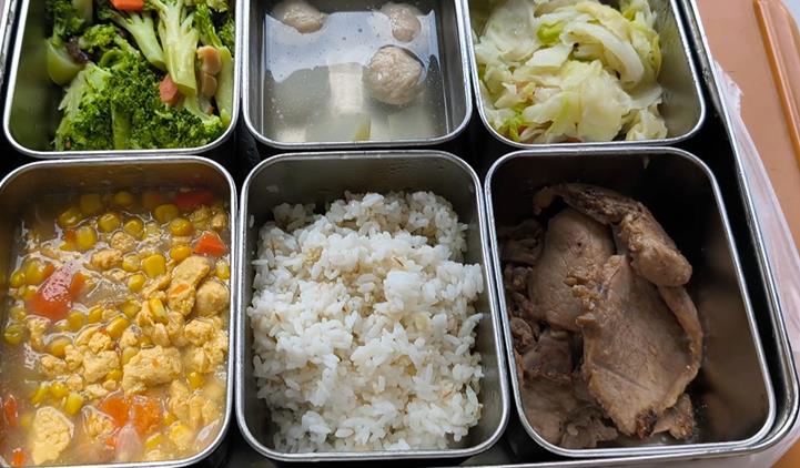 這也看運氣?營養午餐湯僅9顆丸子 "抽籤"決定誰吃