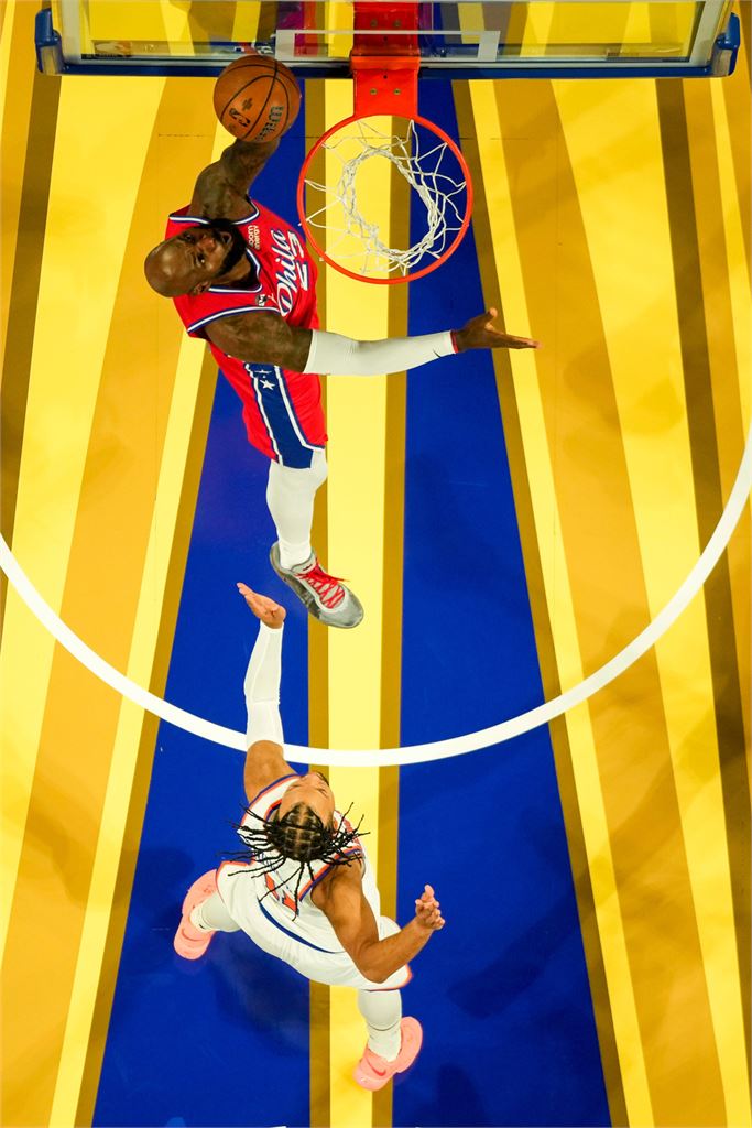 NBA(影)/七六人再度擊敗衛冕軍尼克!總教練大讚詹皇表現最出色一戰