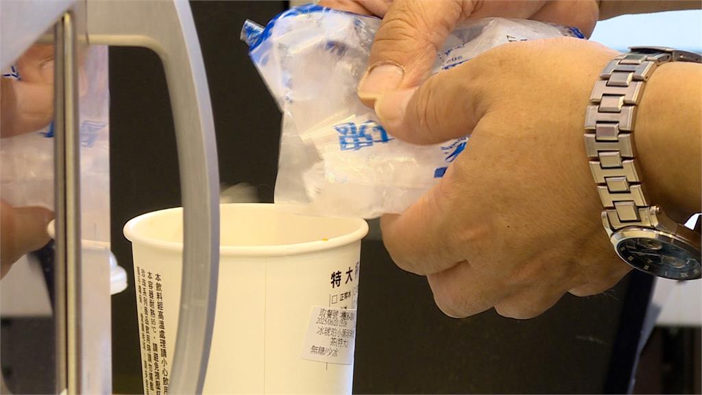 名符其實「手搖飲王國」 這家超商開手搖飲旗鑑店逾30款茶200家門市都能買