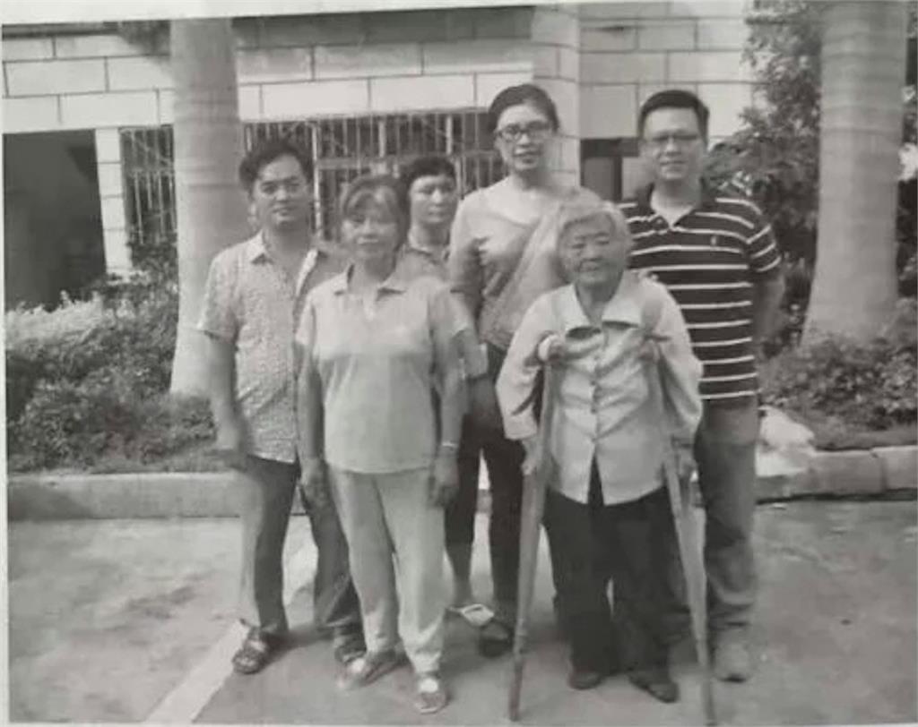 鄭麗文今赴中會見習近平！曾公開「彝族」背景⋯昔回雲南祭祖多張照片曝