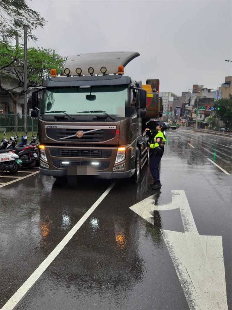 快新聞／汐警加強取締大型車違規！短短12天超過187件　祭50萬元罰鍰