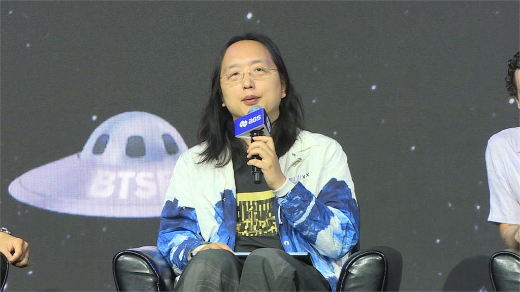 這位好萊塢演員在台現蹤!同台唐鳳、乙太坊V神