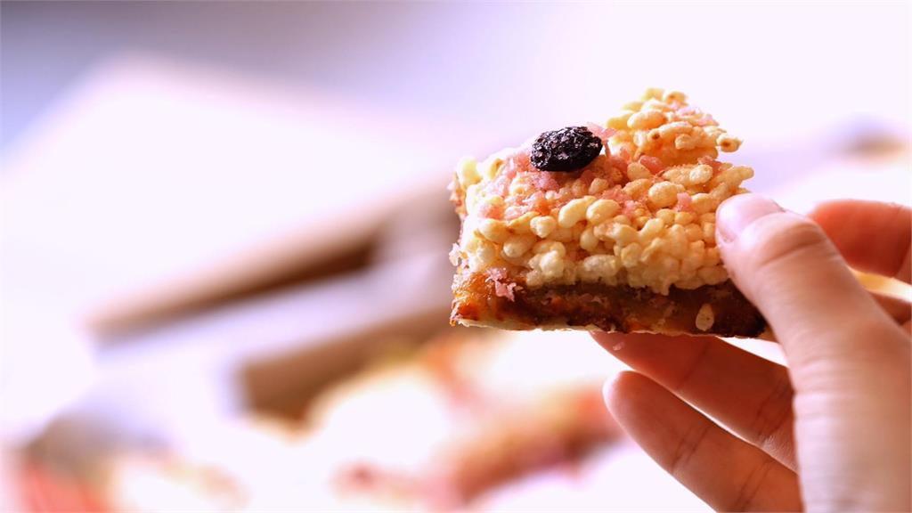 追劇吃零食好療癒？醫曝「3隱藏成分」超傷腎嚴重恐致心臟驟停！