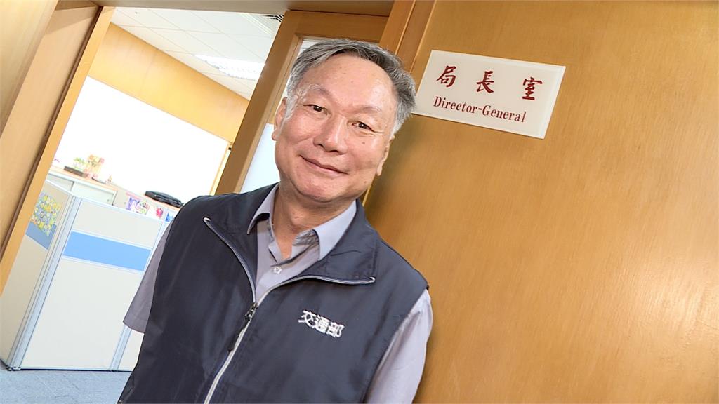 預報退休當天有熱帶擾動生成 「無颱局長」鄭明典喊話走遠點