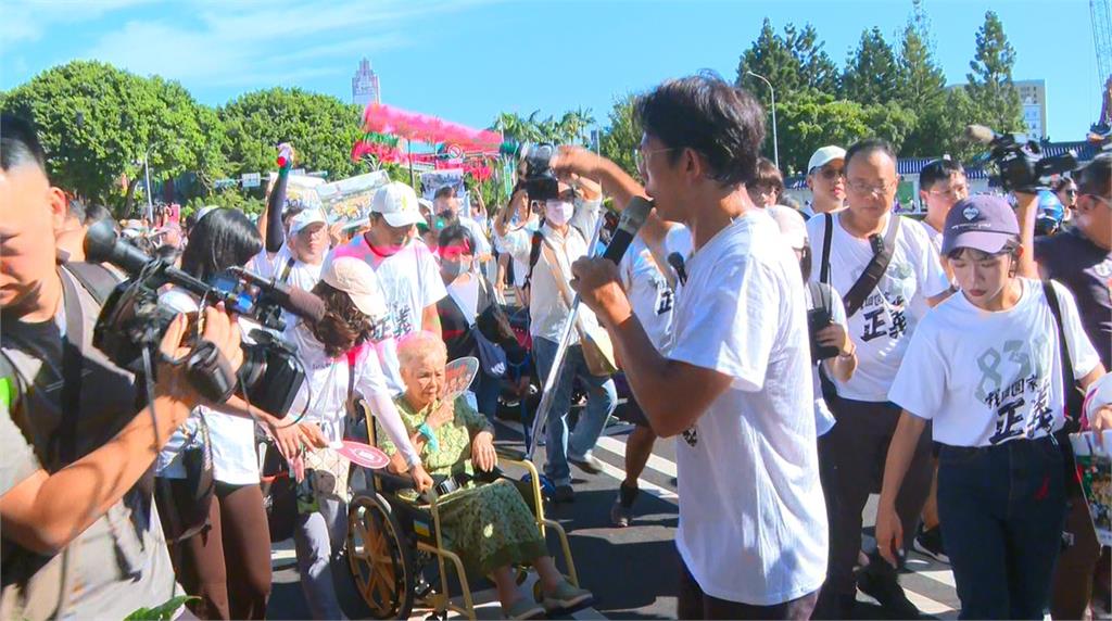 中正一下通牒到案說明走讀　黃國昌卻現身北院「這樣說」