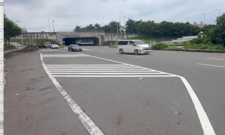 下交流道撞直行車! 駕駛棄車逃逸 車主辯"不知誰開"