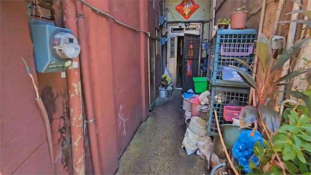 79歲翁上廁所遇「劫」 男搶2千元落跑 3小時就落網