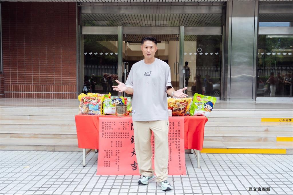 晴空下的13度開鏡!潘君侖、鄧雨忱甜虐談愛 最美星二代劉安晴首度同台掀話題