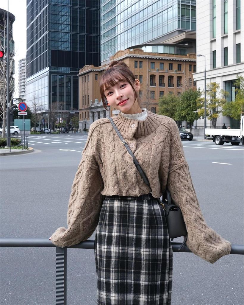 林襄改當「小龍女」傳噴百萬 樂天祭新規「防跳槽」女孩認了 林襄改當「小龍女」傳噴百萬 樂天祭新規「防跳槽」女孩認:他團勤招手