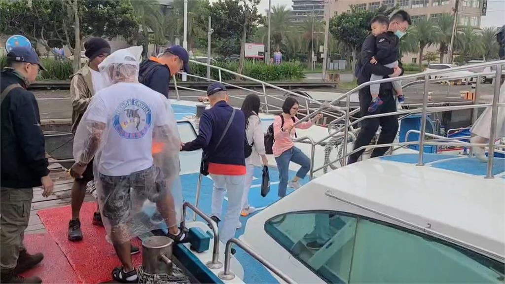 賞鯨船遭砲擊！34人險成「砲灰」　「兩大疑點」待軍方釐清