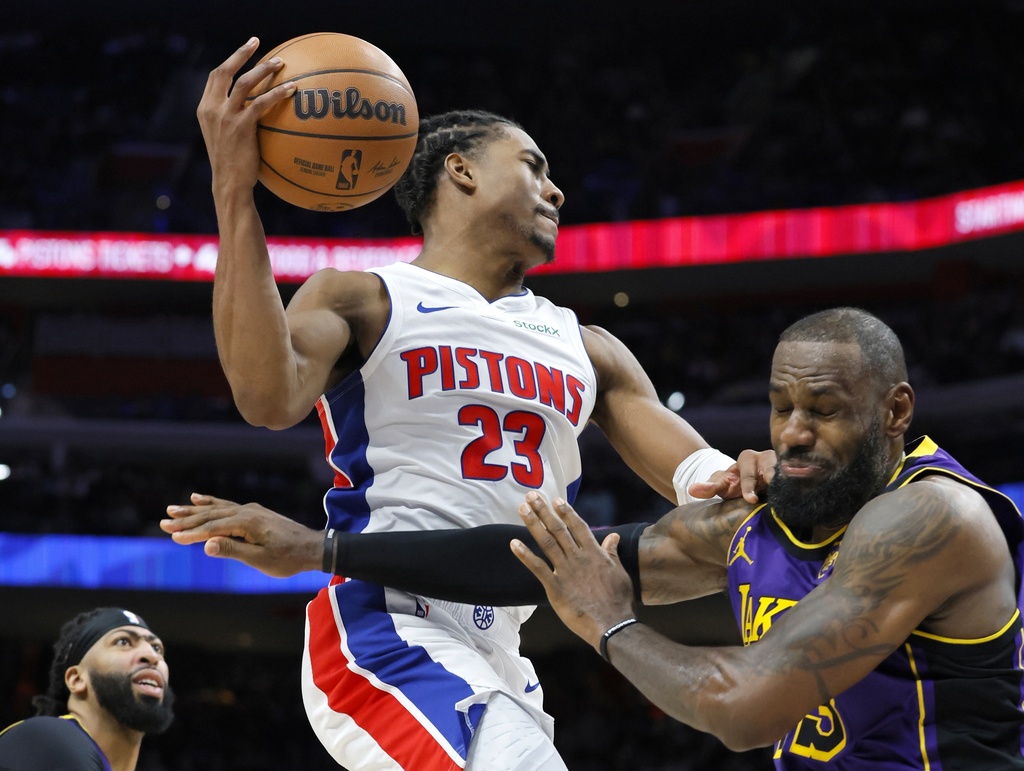 NBA(影)/湖人傷兵惡夢再起 頭號戰將第四節受傷客場不敵活塞
