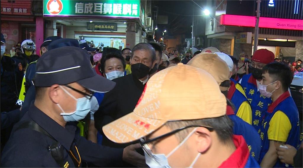 白狼率隊搶大甲媽鑾轎鬧事!林楚茵質疑:繞境活動遭中共染指?