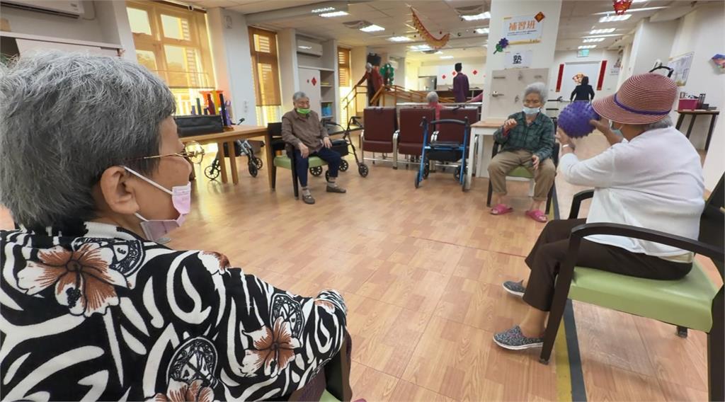 不讓照護失能者成家庭重擔 長照3.0將上路盼無縫銜接