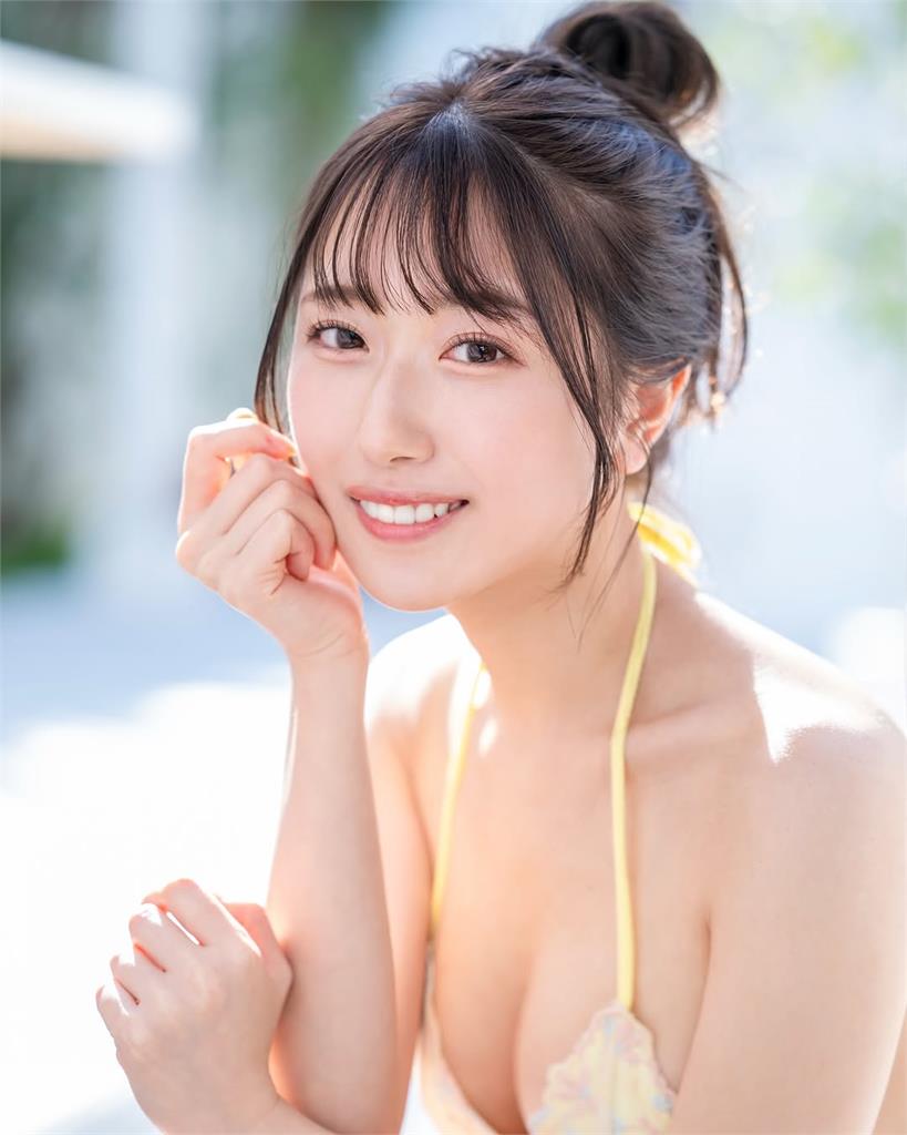 「福岡美少女」暗黑界出道超火!甜美臉蛋+完美身材…網狂喊:最美新星