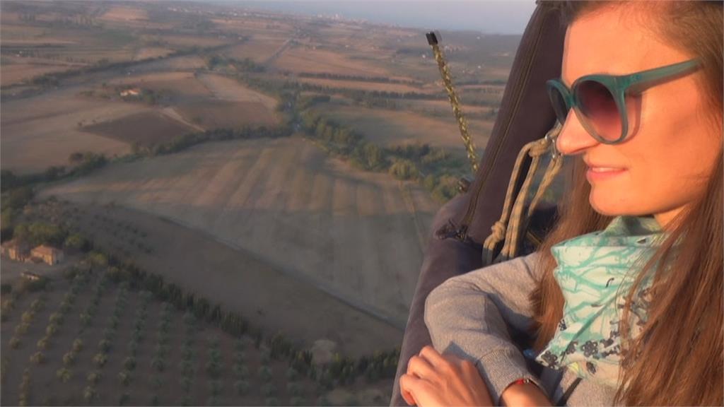 義大利推空中旅遊　搭熱氣球、升機高空攬客