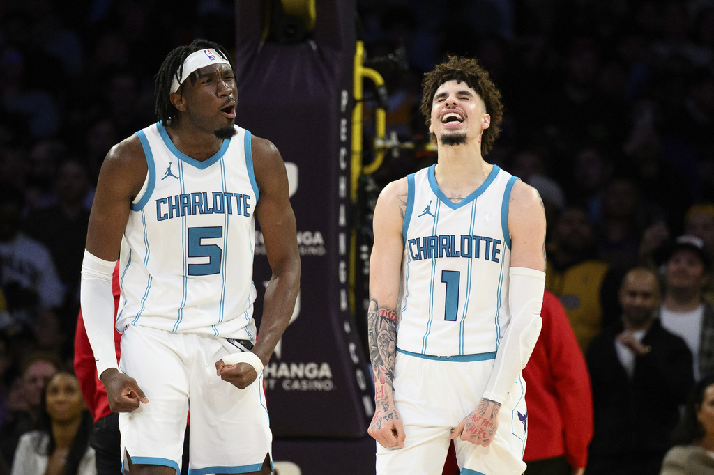 NBA(影)/詹皇最後追平機會連兩投都失手 湖人明星賽後首戰主場不敵黃蜂