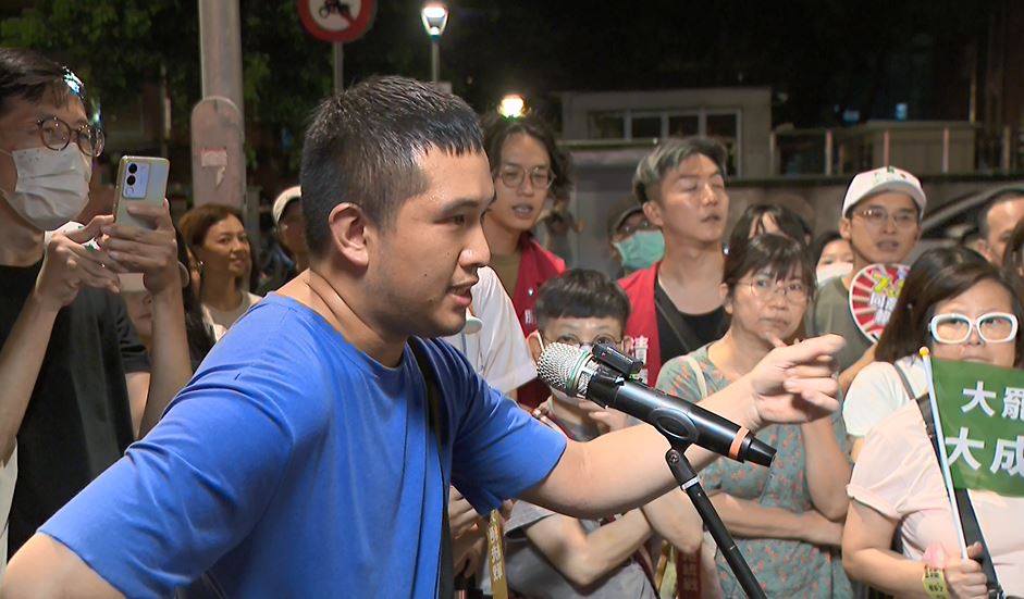 戶外直播面對選民! 苗博雅"團結國家對話5講"首站文山區