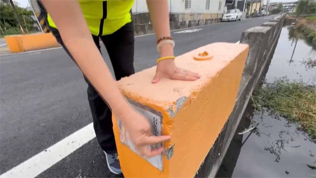 "漏網之狗"肇事逃逸! 國中生遭狗追自撞 慘噴飛摔進溝