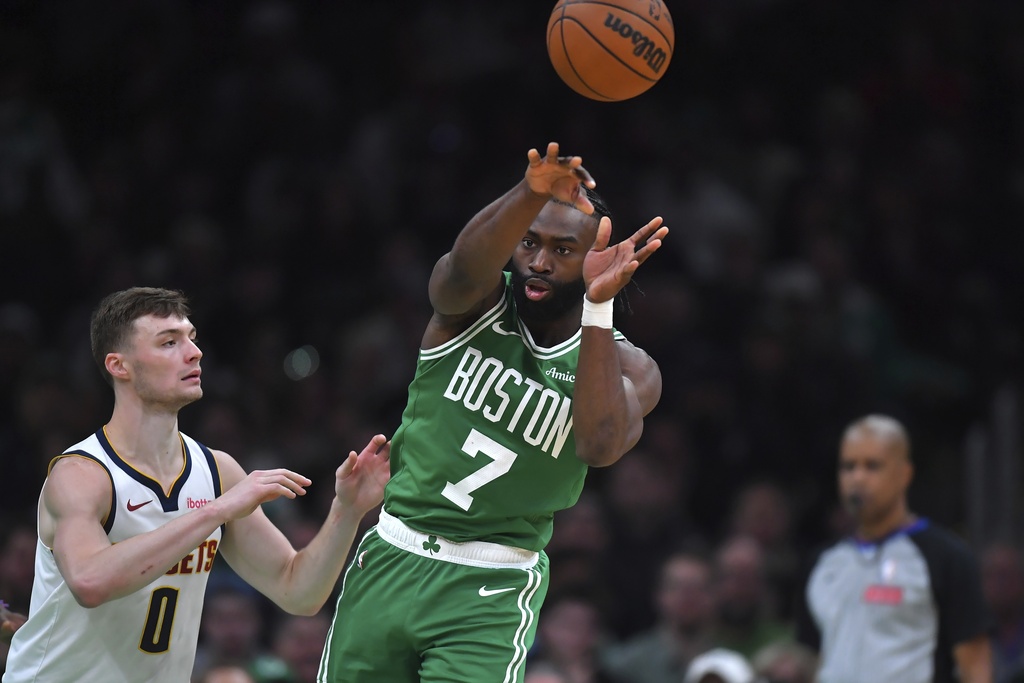 NBA(影)/小丑中鋒準大三元沒用! 金塊客場不敵塞爾提克西區老二岌岌可危