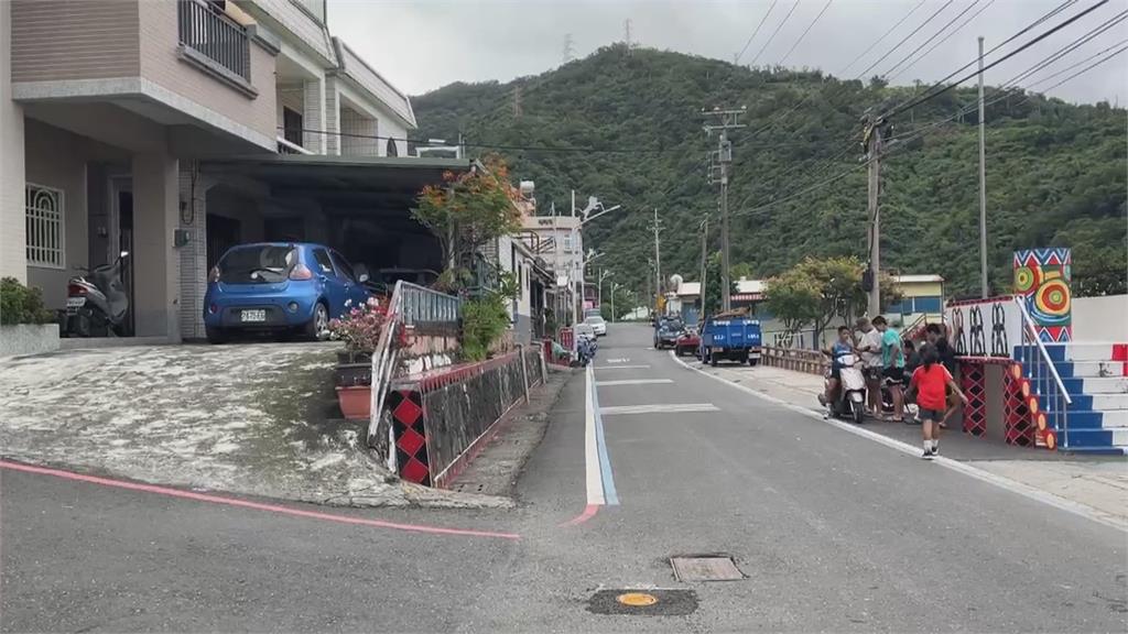 屏東停班停課！　獅子鄉登記造冊民眾延後領普發　警車出動廣播