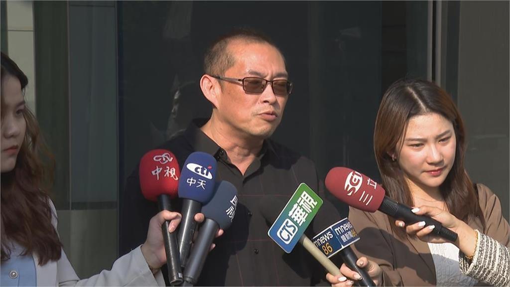 黃偉哲「私下真面目」超反差！康仁俊抖出「2事蹟」網笑翻：讓人超噴飯