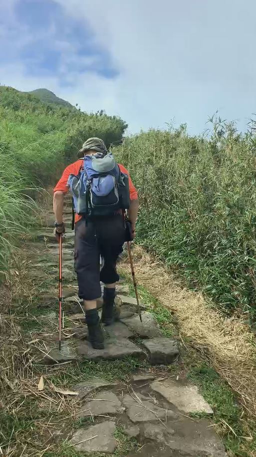 快新聞／麟洋配今晚爭冠！親友爬山、拜廟祈福　王爸「吟這首詩」助威