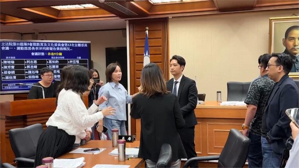 藍強行延會飛日本考察！羅廷瑋、徐巧芯等人挨酸「薪水小偷」