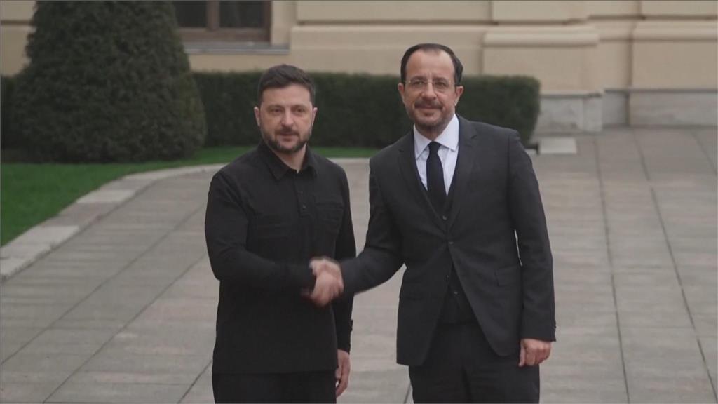 普丁抵達新德里　展開兩天訪問　印度總理莫迪機場迎接