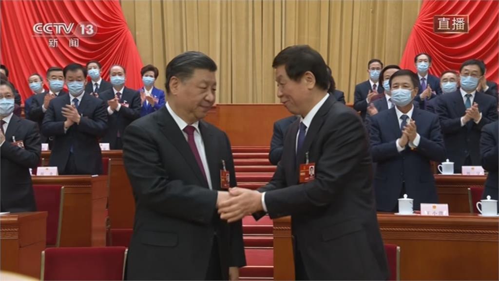 習近平一個人的時代降臨 2952全票通過連任國家主席及國家軍委主席
