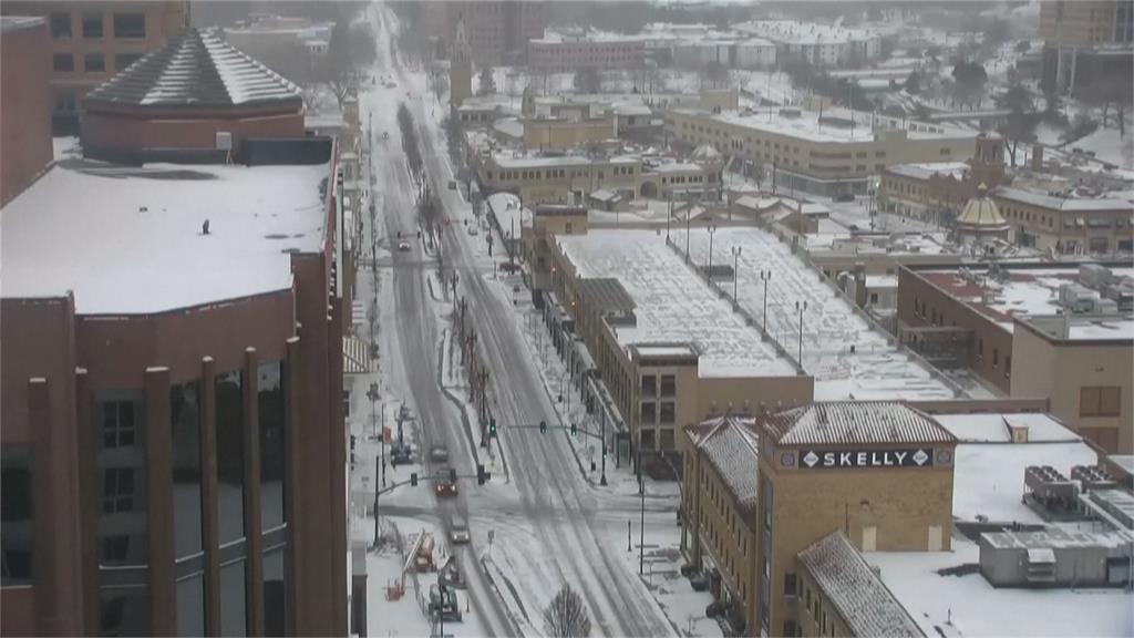 美冬季風暴20州進入緊急狀態　5萬次航班取消