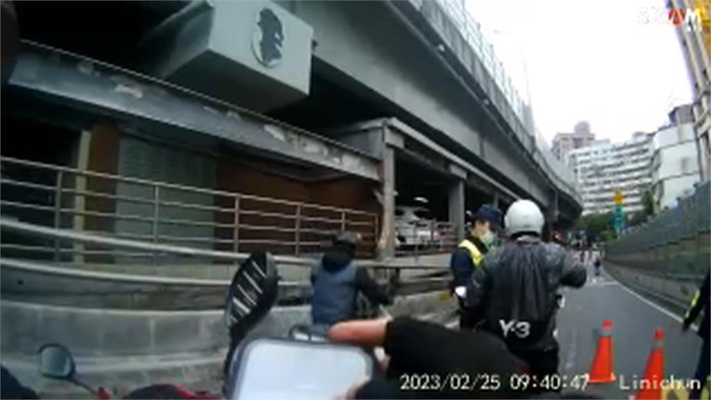 不單純?男機車藏安毒 嚇!警再搜出「這東西」