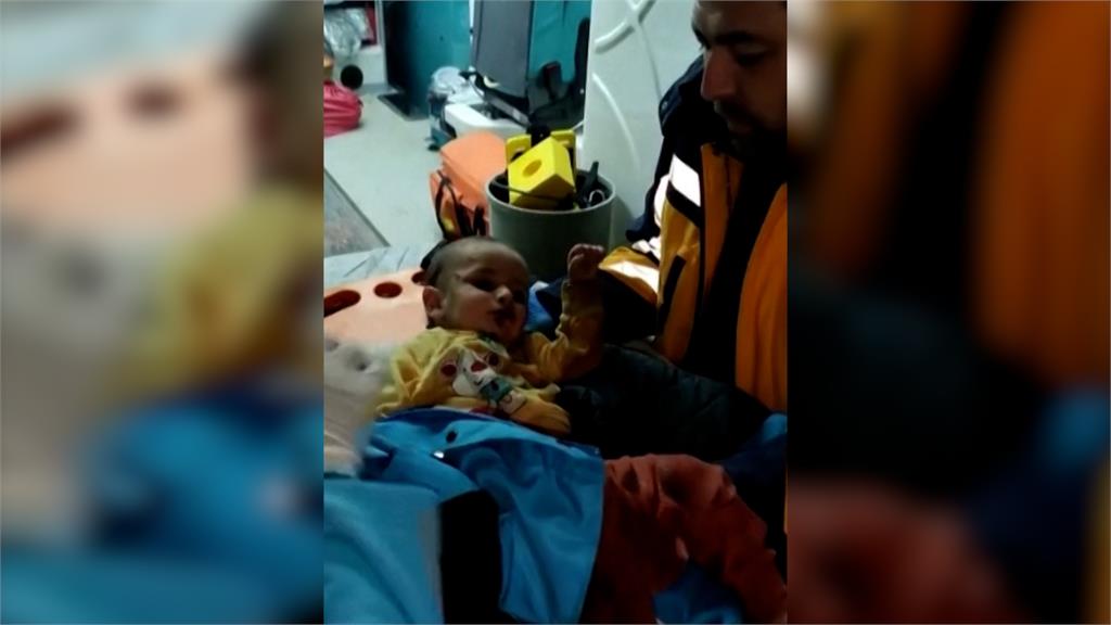 奇蹟！土耳其「震後139小時」瓦礫堆下傳哭聲　7個月大嬰兒獲救