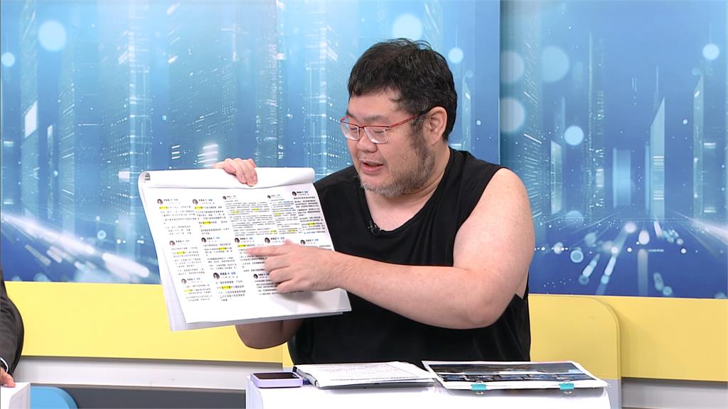 「臭不可聞」師徒檔？　黃國昌、謝姓記者超愛用