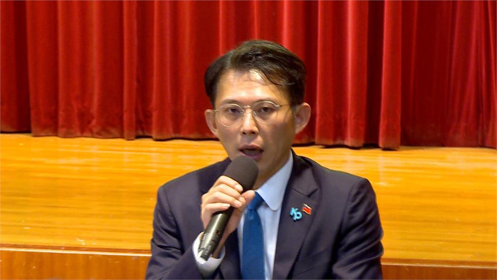 館長陳之漢新影片嘲諷青鳥 網怒嗆:影片素質低落