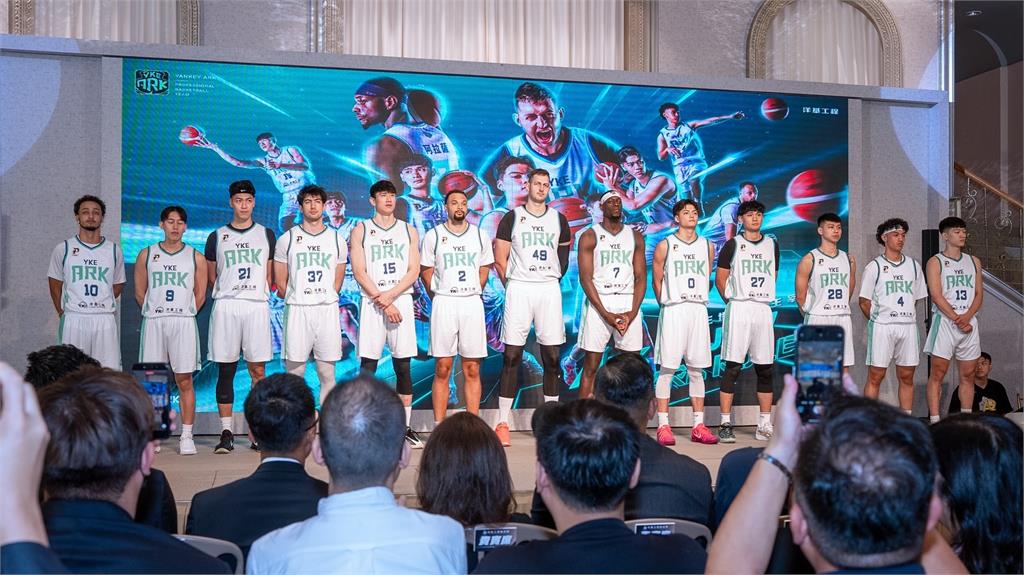 PLG/173小洋將打職籃!「風城矮腳虎」傑克森加盟洋基與巨神兵組「天龍地虎陣」